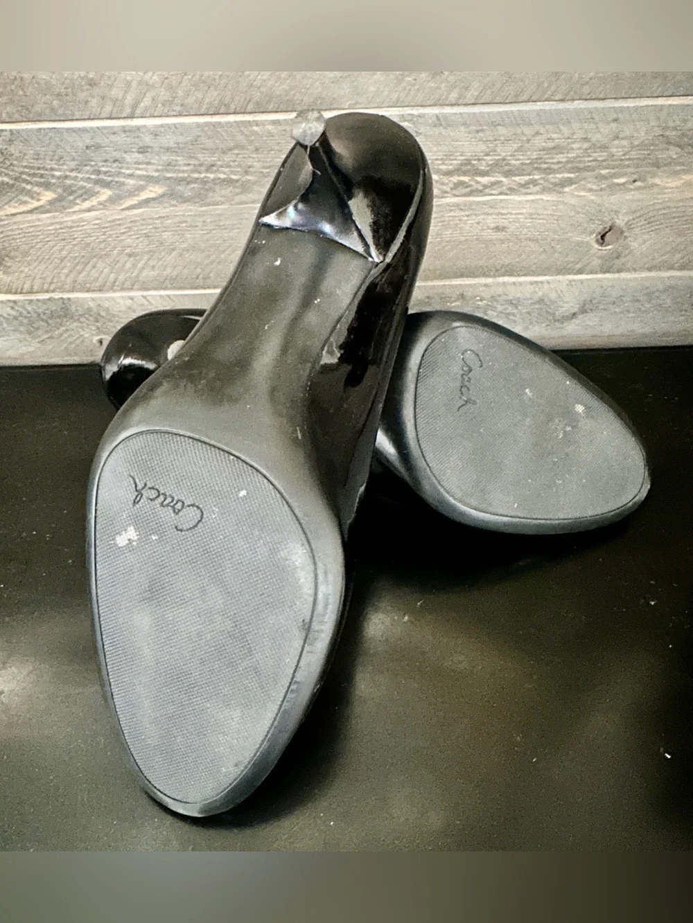 Coach Black Patent Leather High-Heel Pumps with Gold Insole • Size 7.5 • EUC